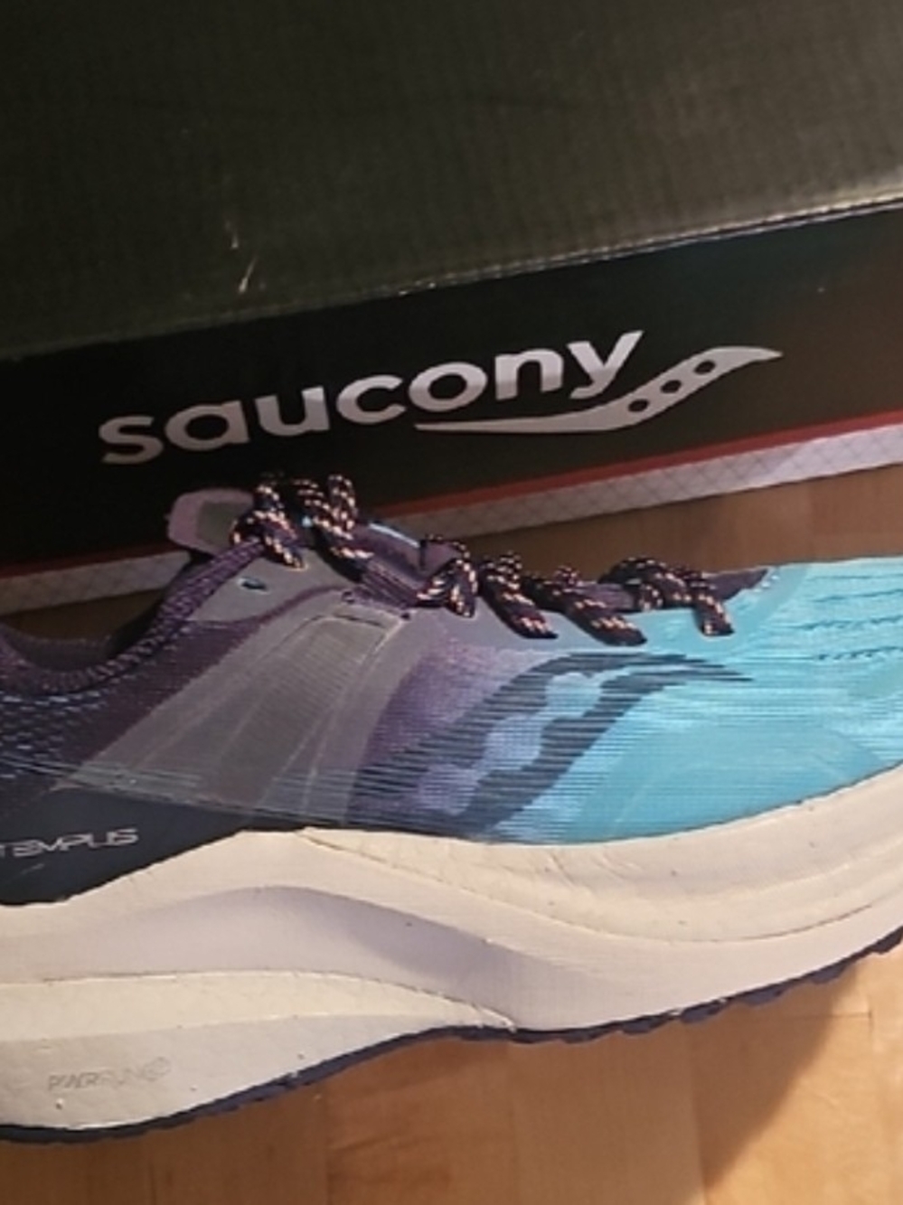 Saucony Tempus Teal to Purple Gradient Running Shoes
